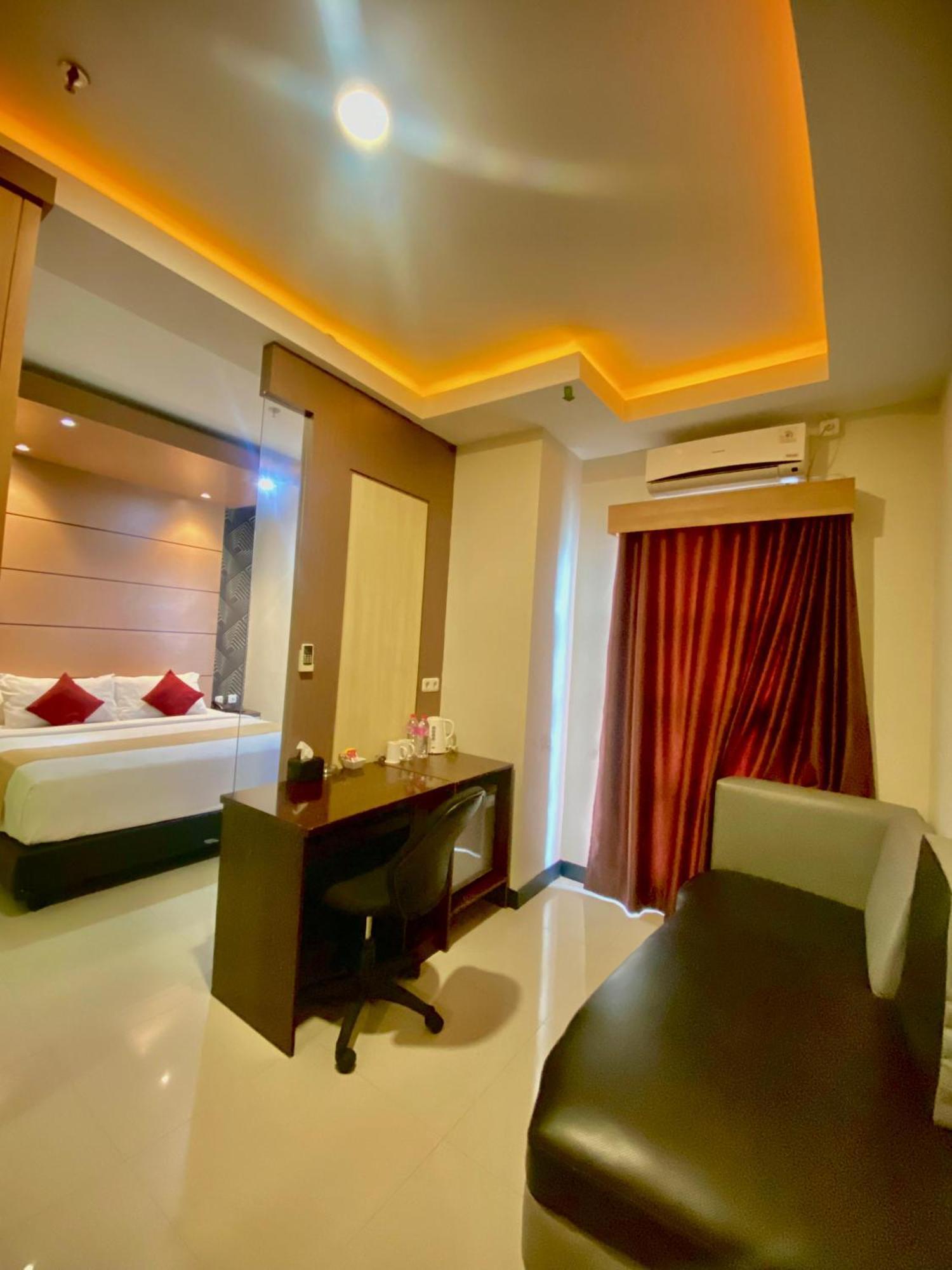 Jle'S Hotel Manado Zewnętrze zdjęcie