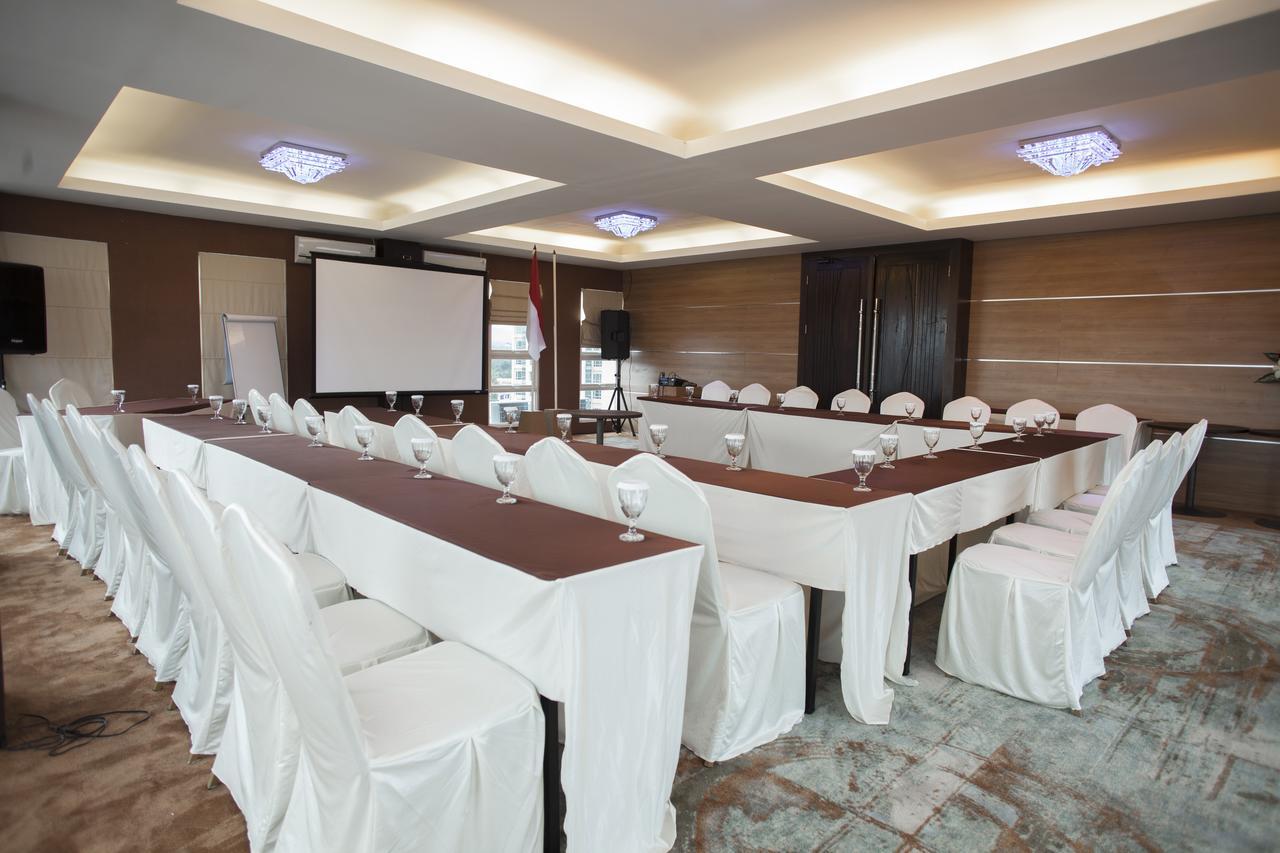 Jle'S Hotel Manado Zewnętrze zdjęcie