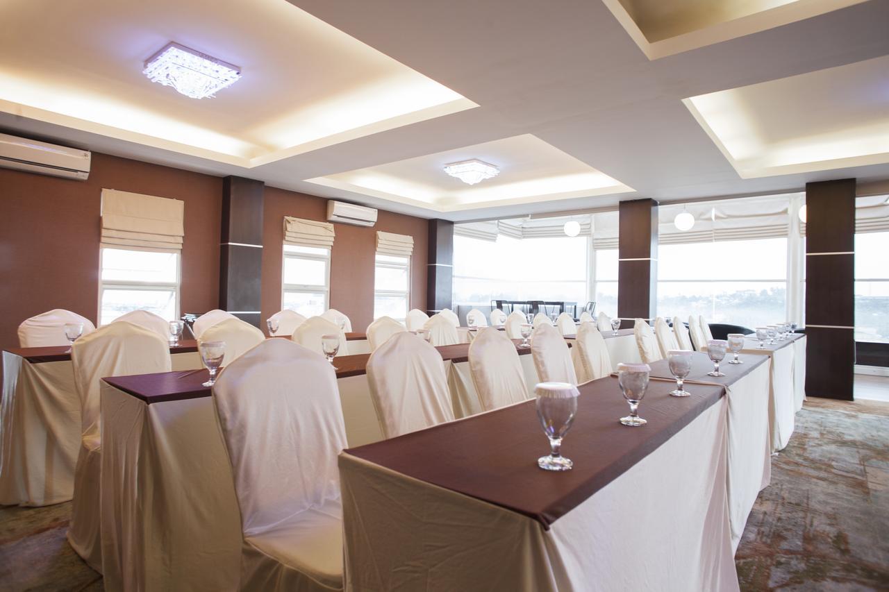 Jle'S Hotel Manado Zewnętrze zdjęcie